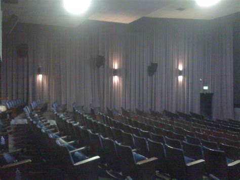 AMC Oak Tree 6 in Seattle, WA - Cinema Treasures