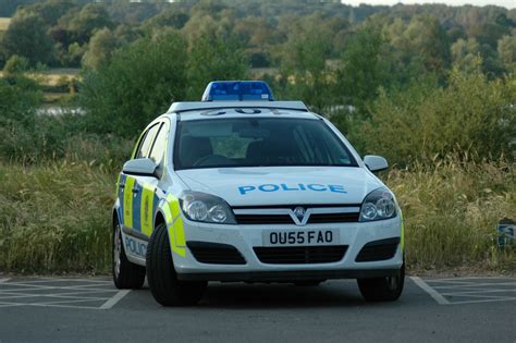 Essex Police Warns Drivers Not To Stop For Unmarked Police Cars ...