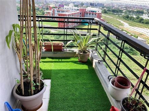 𝗕𝗮𝗹𝗰𝗼𝗻𝘆 𝗔𝗿𝘁𝗶𝗳𝗶𝗰𝗶𝗮𝗹 𝗚𝗿𝗮𝘀𝘀 | Artificial grass balcony, Artificial grass ...