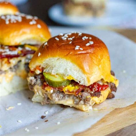 Bacon Cheeseburger Sliders Recipe - Home. Made. Interest.