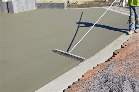 Screed Drying Times | Guide | EasyMix Concrete UK Ltd