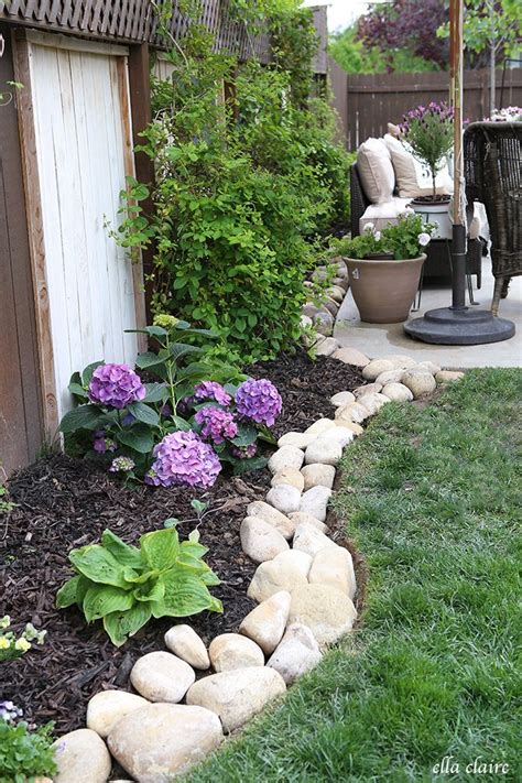 How To Use Edging Stones To Make Your Garden Better