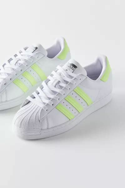 adidas Originals Superstar Women’s Sneaker | Urban Outfitters