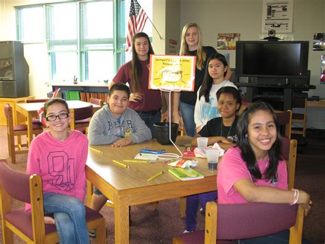 Southport Middle celebrates Sunshine State young readers – LucieLink