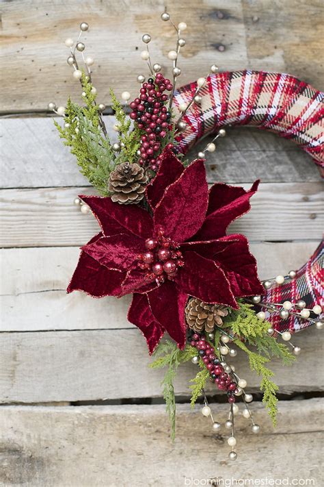 Christmas Wreaths Decorations - DIY Wreath Decorating Ideas with Tutorial