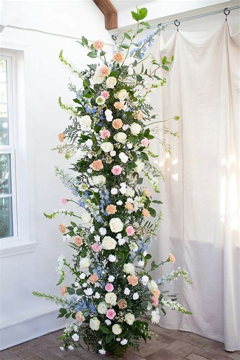 DIY Floral Pillars for Your Ceremony | Diy wedding flowers, Wedding ...