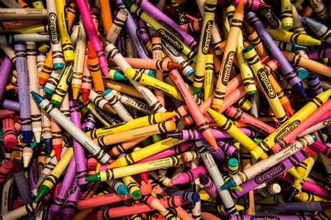 Crayola Wallpapers - Top Free Crayola Backgrounds - WallpaperAccess