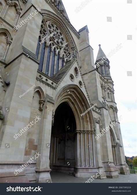 1,122 Albans Cathedral Images, Stock Photos & Vectors | Shutterstock