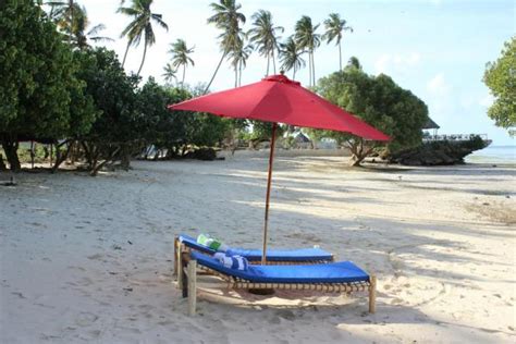 Coconut Tree Village Beach Resort Uroa, Zanzibar Central, Tanzania. Book hotel Coconut Tree ...