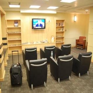 USO-Metro completes lounge renovation at Dulles International Airport ...