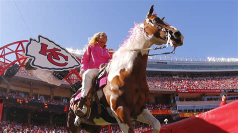 The History Of The Kansas City Chiefs' Original Mascot, Warpaint