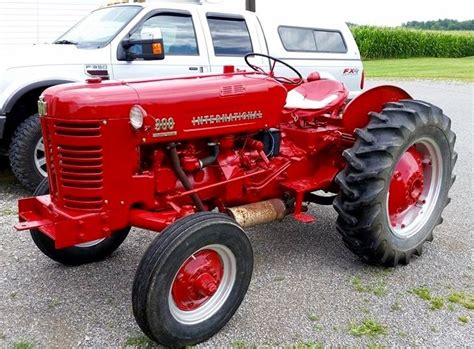 IH 300 Utility | International harvester tractors, International tractors, Vintage tractors