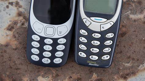 Old Nokia 3310 meets new Nokia 3310 - CNET