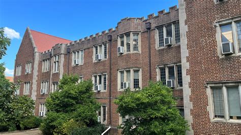 Three dorms at University of Tennessee being torn down