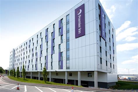 PREMIER INN LONDON HEATHROW AIRPORT TERMINAL 4 HOTEL - Updated 2024 Reviews, Photos & Prices