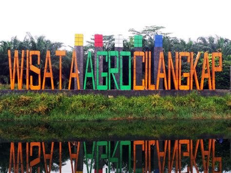 Menikmati Rindangnya Pepohonan di Taman Agrowisata Cilangkap - Indonesia Kaya