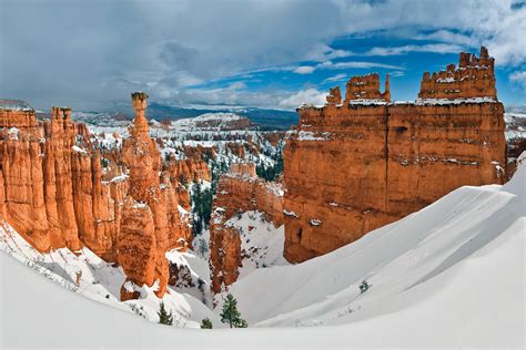 Winter Landscape with Thor's Hammer in Bryce Canyon National Park, Utah ...