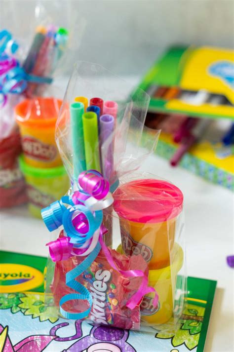 5 Toddler & Preschooler Party Favor Ideas for Kids - Kelley Nan