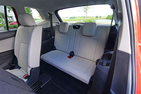 2019 Volkswagen Tiguan Seat Covers – Velcromag