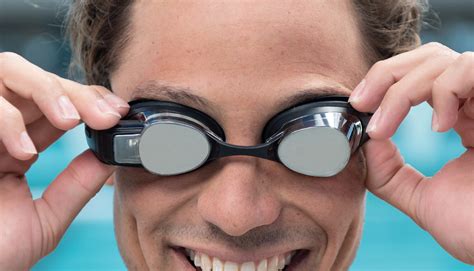 AR goggles: FORM is like Google Glass for swimmers