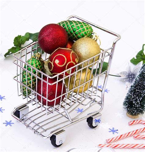 Christmas ornament in shopping cart — Stock Photo © vikaszabo #1333759