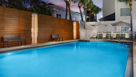 Orlando Hotels Downtown Near Amway Center | Courtyard Orlando Downtown