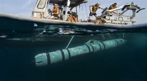 US Navy and HII Complete Production of Mk 18 Mod 2 UUV - Naval News