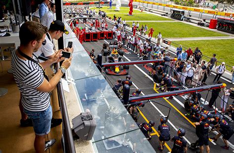 F1 Britain Red Bull Racing Hospitality Tickets | GPexperiences