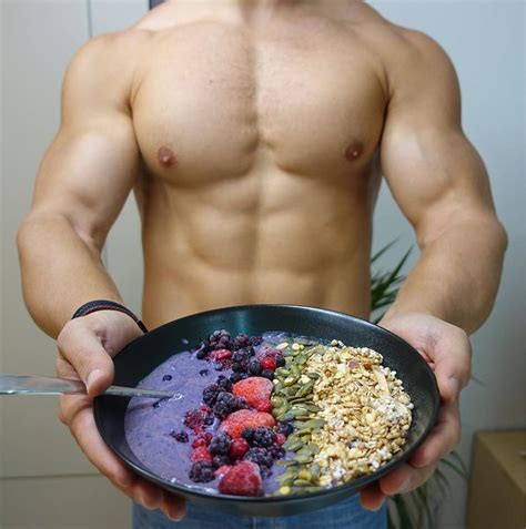 Vegan Bodybuilder Shares What He Eats In a Day | Men’s Health | Vegan ...