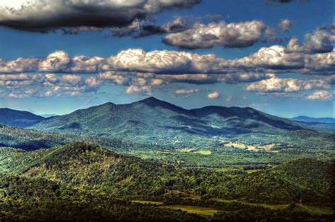 Discover Photos Of The Most Scenic Mountains In Virginia