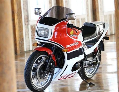 1982 Honda CB1100R | Bike-urious