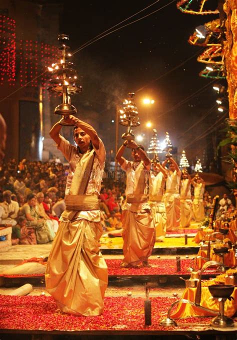 Magical Ganga Aarti at Varanasi Editorial Photography - Image of banaras, benares: 19073657