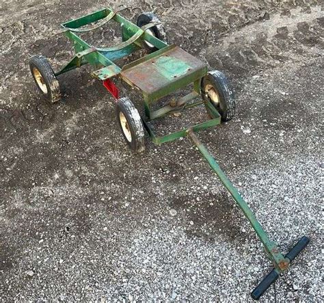 Heavy duty wagon/cart, older, some rust - Albrecht Auction Service