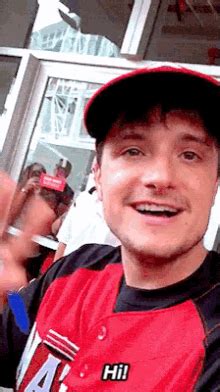 Josh Hutcherson What GIF - Josh Hutcherson What Confused - Discover ...