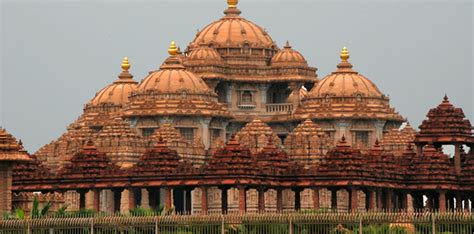 North India Temple Tour Package