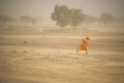 Sand & dust storms | UNCCD