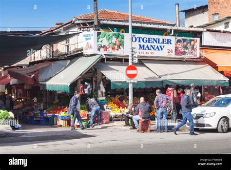 Izmir turkey shopping street hi-res stock photography and images - Alamy