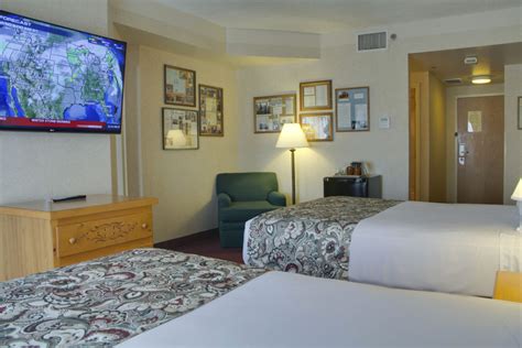 Family Hotel - Frankenmuth, MI | Bavarian Inn Lodge