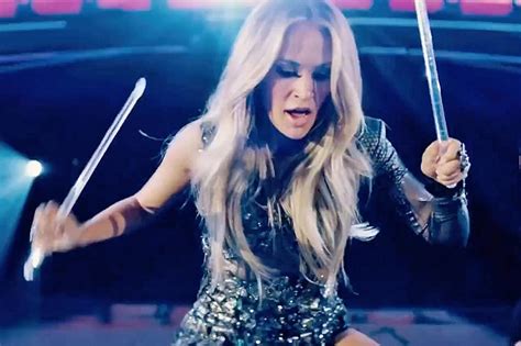 WATCH: Carrie Underwood's New Sunday Night Football Intro Is Here