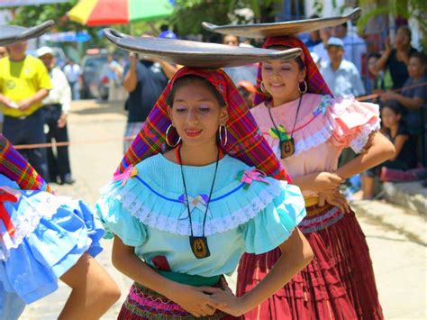 17 Best images about El Salvador Folklore on Pinterest | Palmas, Maya ...