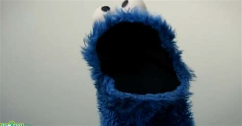 Kentucky Geek Girl: Around the Web: Cookie Monster Parodies Call Me Maybe