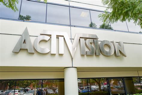 4 Reasons To Buy Microsoft Corp. Stock On $69B Activision Blizzard Deal