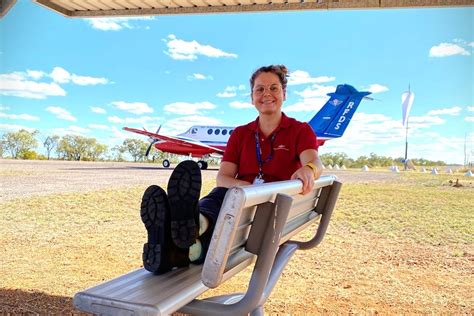 Nurses enjoy RFDS, Capricorn Helicopter Rescue Service career paths - ABC News