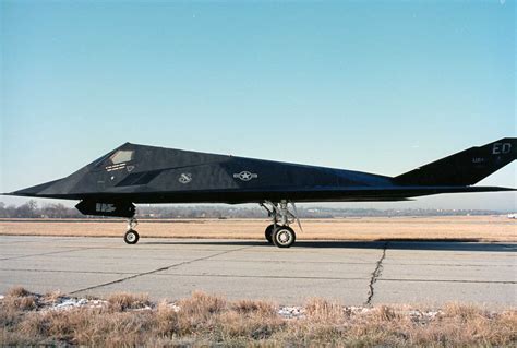 F-117 Nighthawk Stealth Fighter Profile