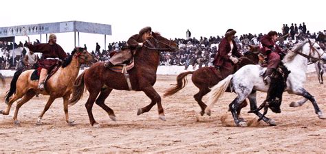 Afghanistan’s Native Goat-Pulling Sport: Buzkashi – The Circular