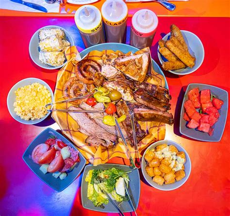 Our Guide to Roundup Rodeo BBQ at Toy Story Land