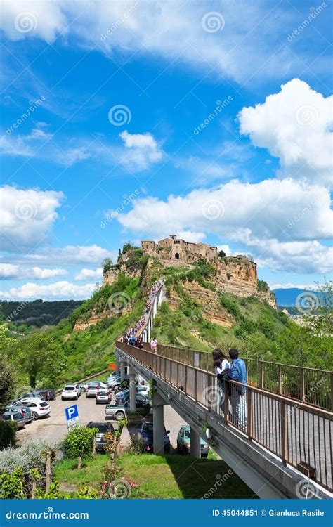 The Bridge To Civita Di Bagnoregio with Tourists Editorial Photo - Image of historical, journey ...