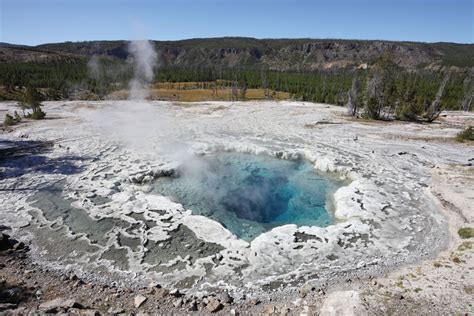 Yellowstone - Upper Geyser Basin