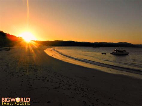 How to See Australia’s Whitsundays the Cheap Way - Big World Small Pockets