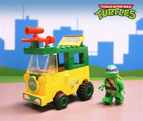 Cowabunga: Turtle Party Wagon (TMNT) - EverydayBricks